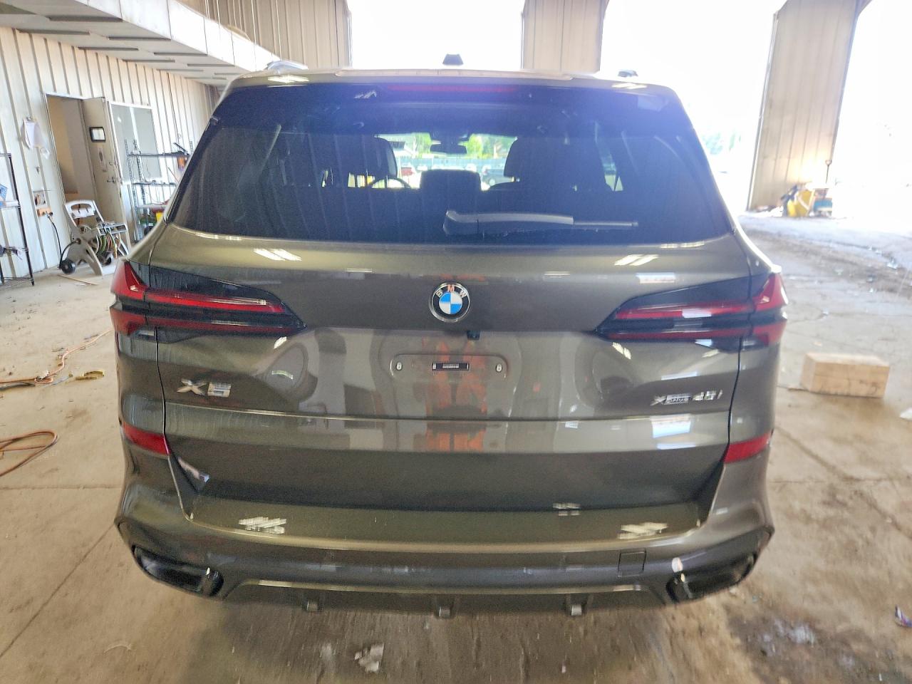 2025 BMW X5