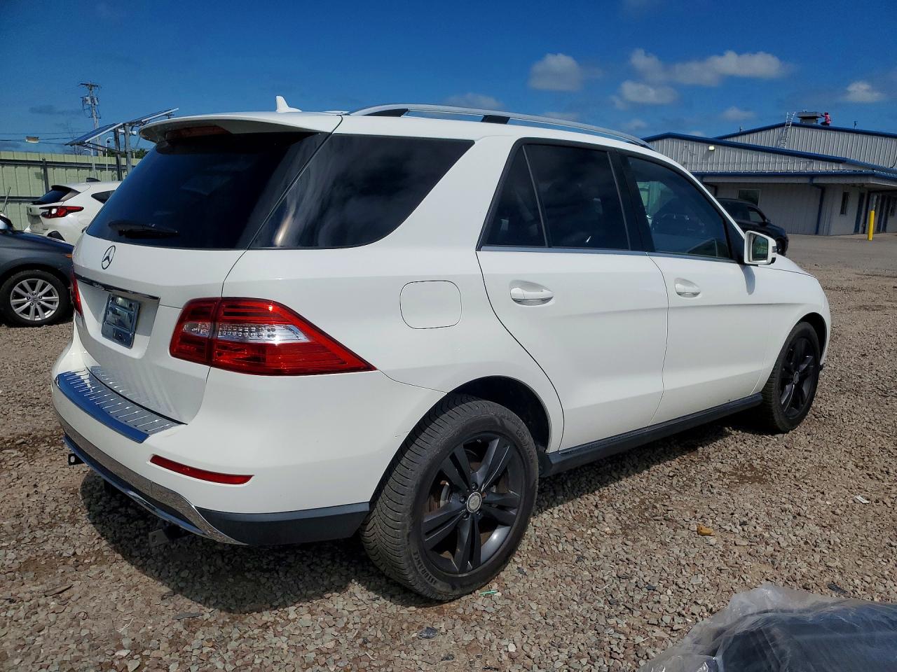 2015 MERCEDES-BENZ ML