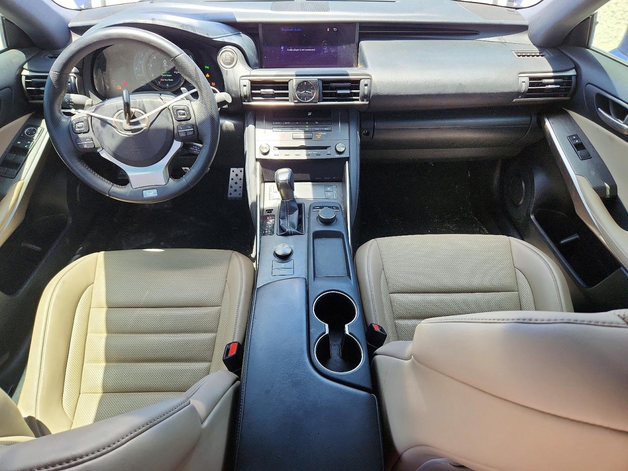 2019 LEXUS IS