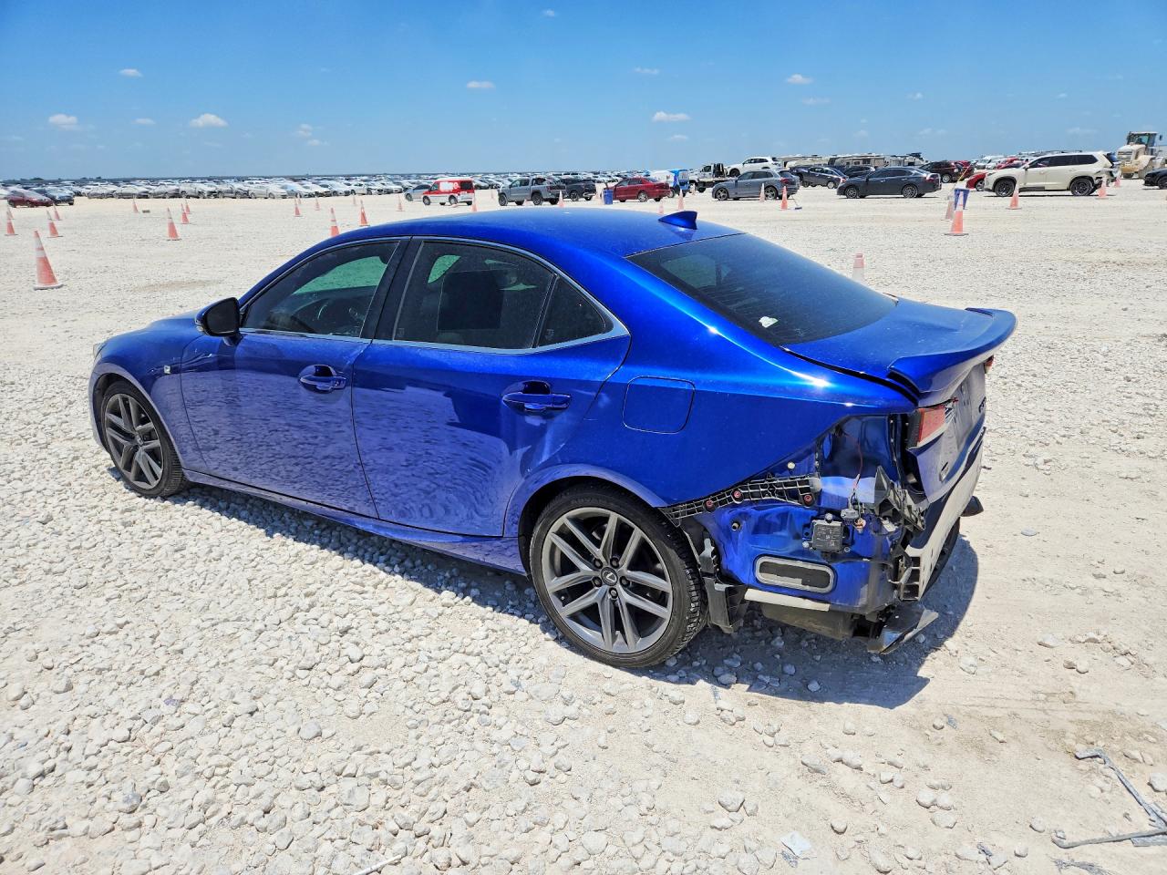 2019 LEXUS IS