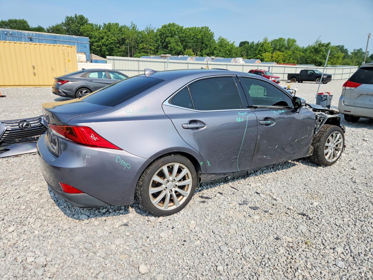 2017 LEXUS IS — ?