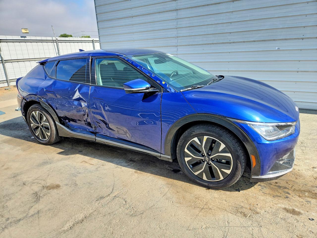 2023 KIA EV6