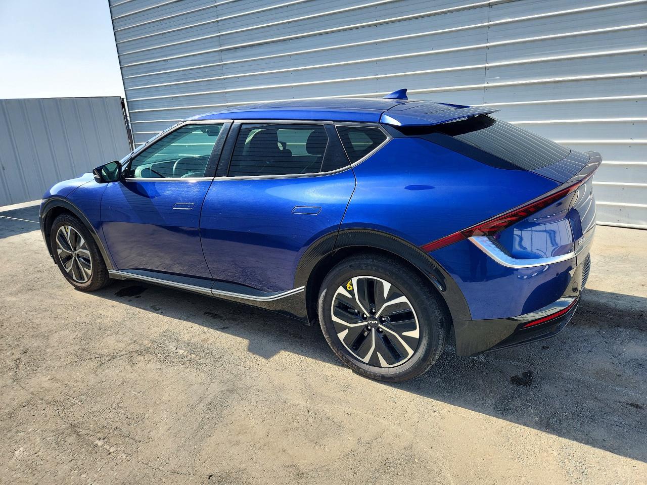 2023 KIA EV6