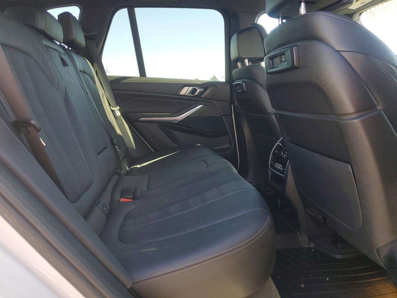 2022 BMW X5 — ?