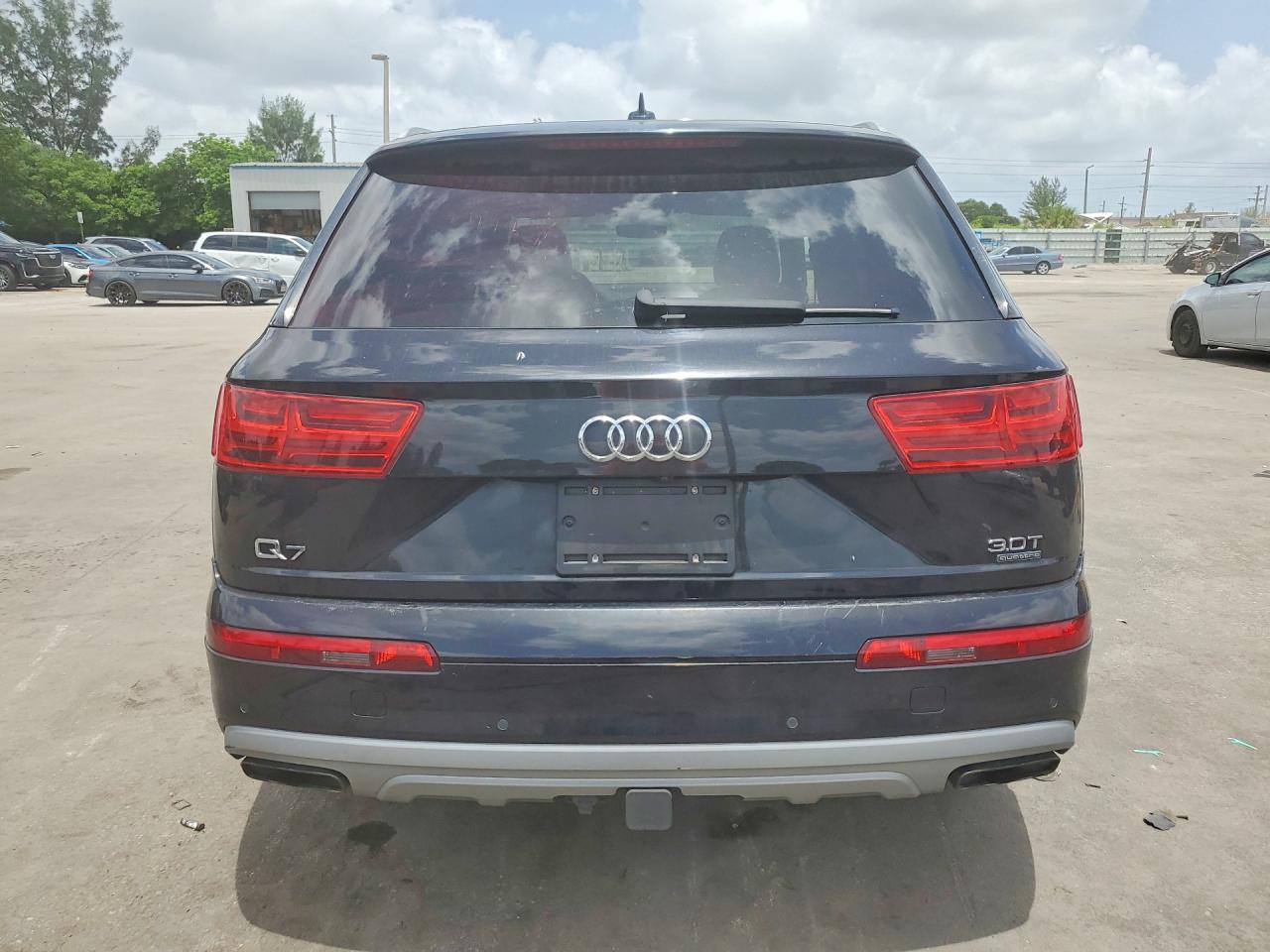 2017 AUDI Q7