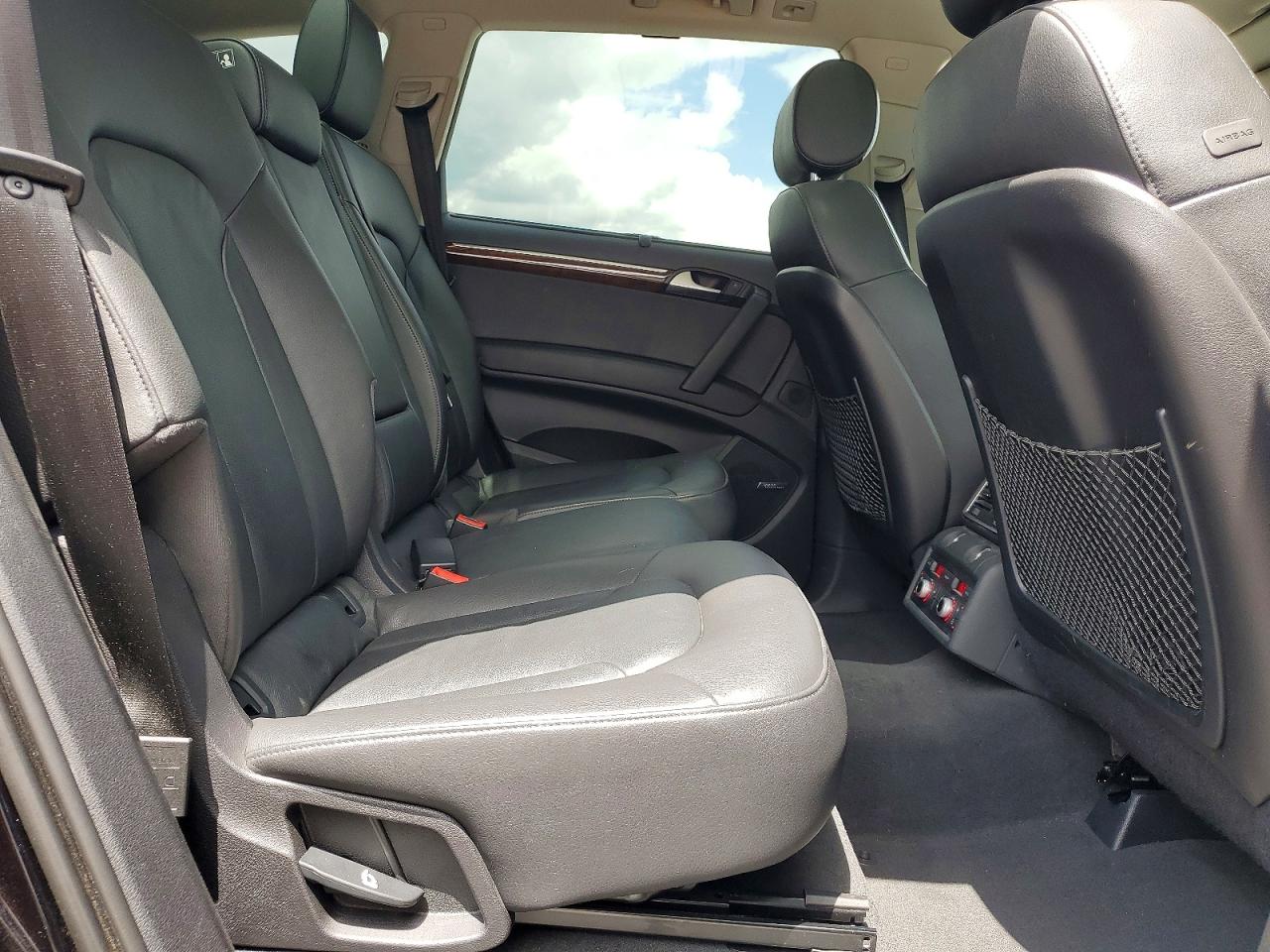 2015 AUDI Q7
