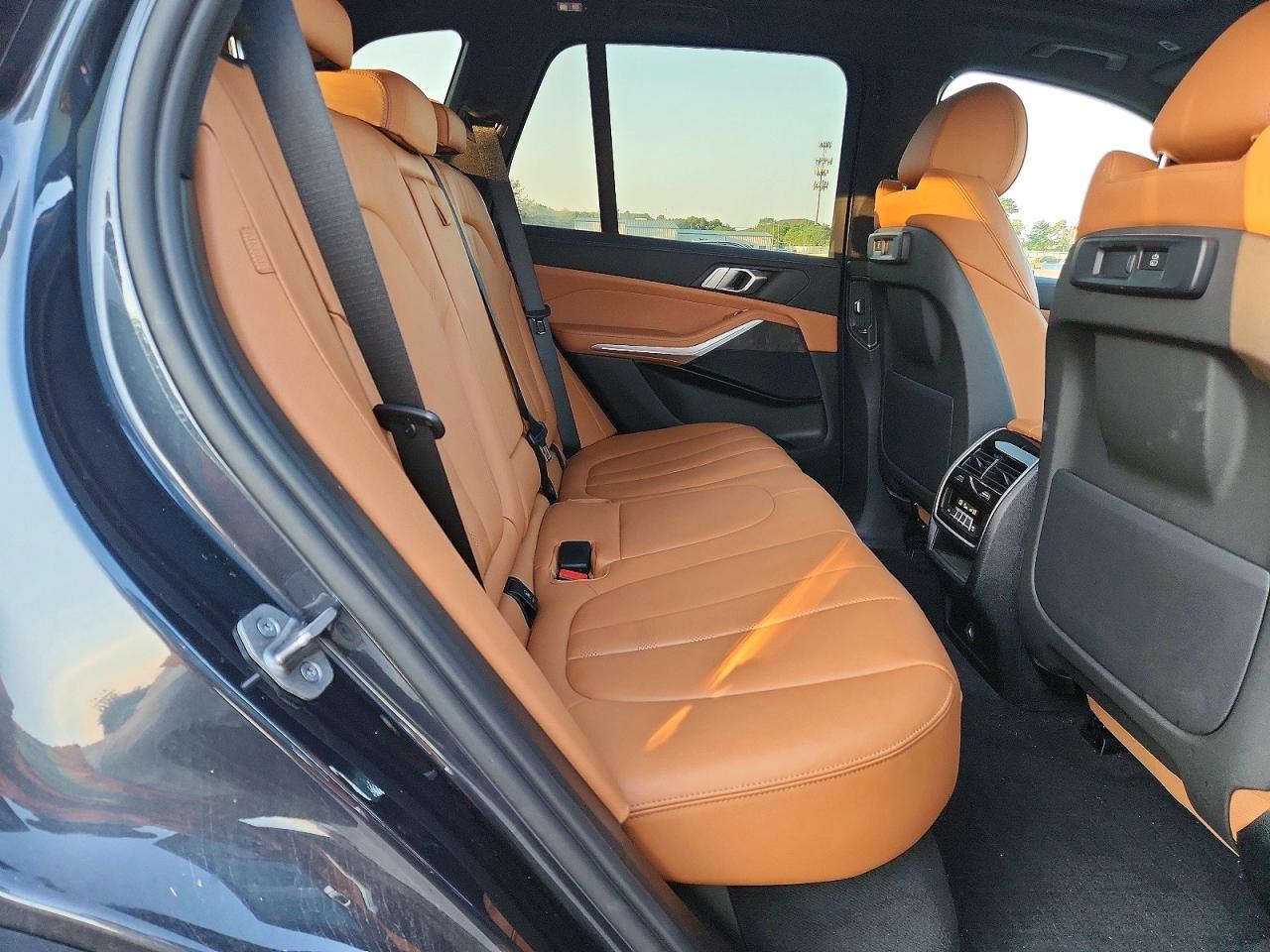 2022 BMW X5 X5
