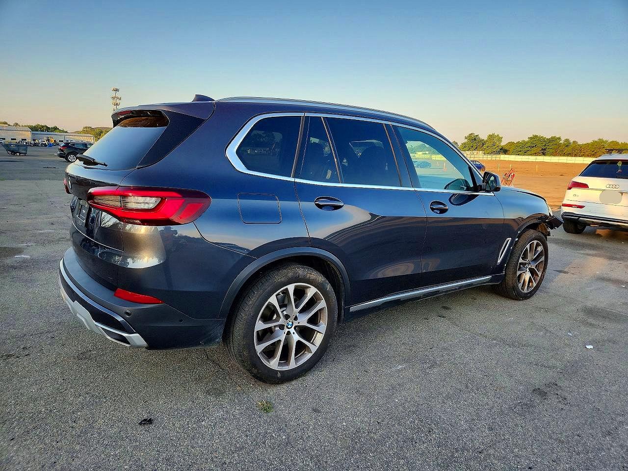 2022 BMW X5 X5