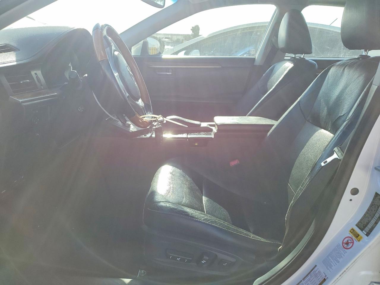 2015 LEXUS ES — ?
