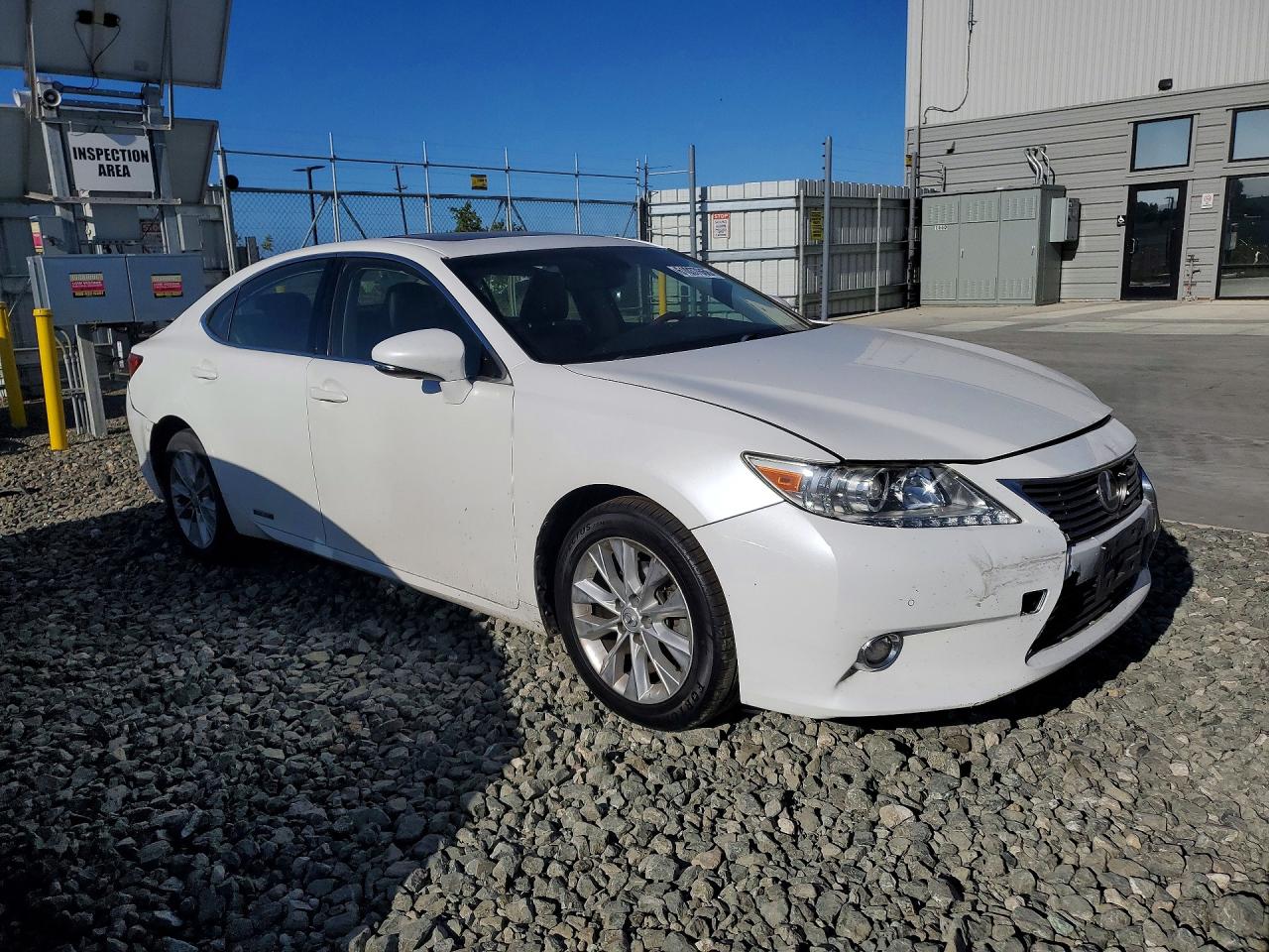 2015 LEXUS ES
