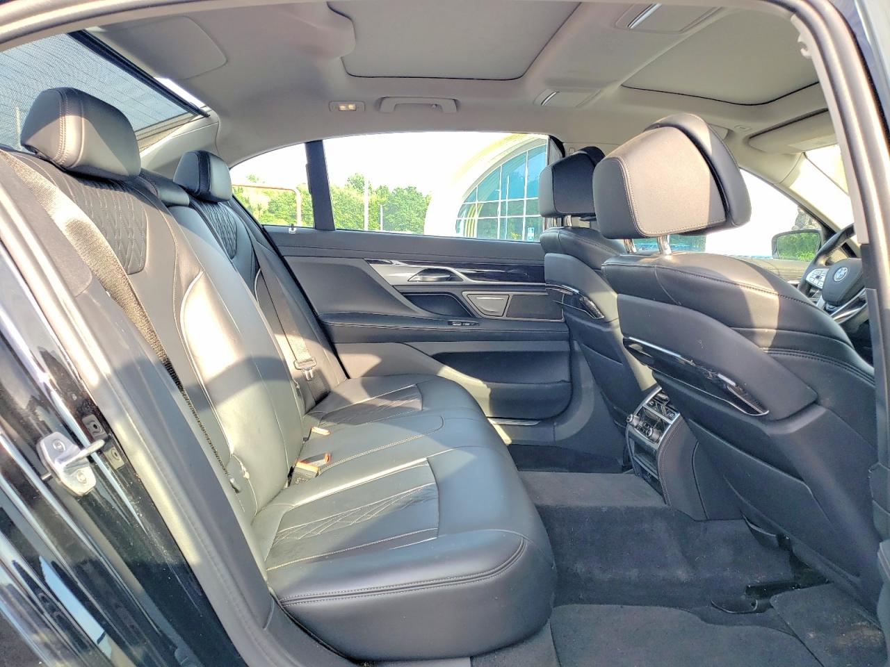 2020 BMW 7-Series 740