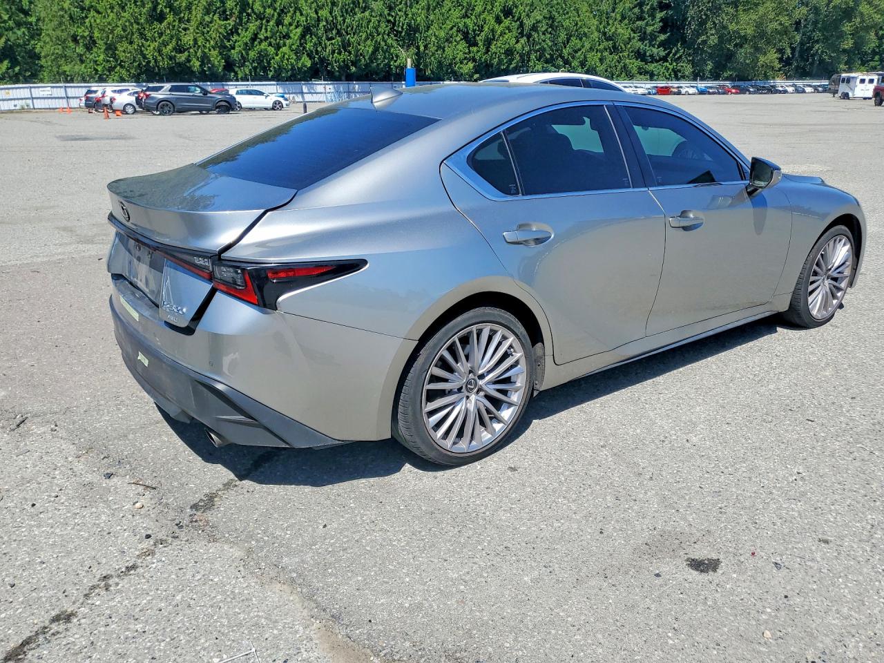 2022 LEXUS IS