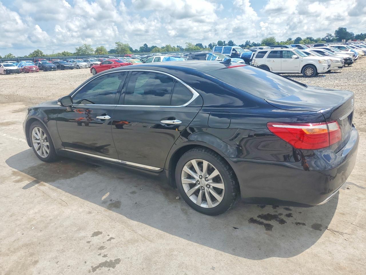2011 LEXUS LS — ?