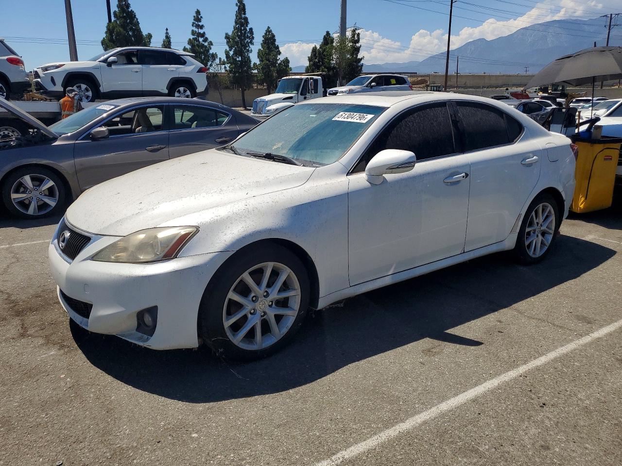2011 LEXUS IS