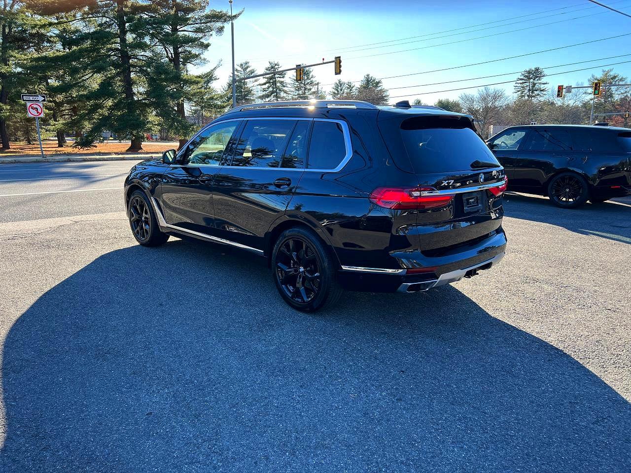 2020 BMW X7