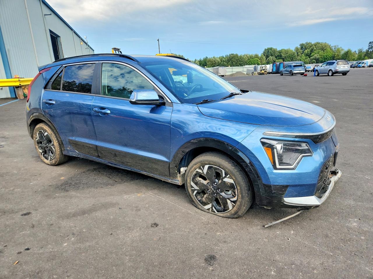 2023 KIA NIRO