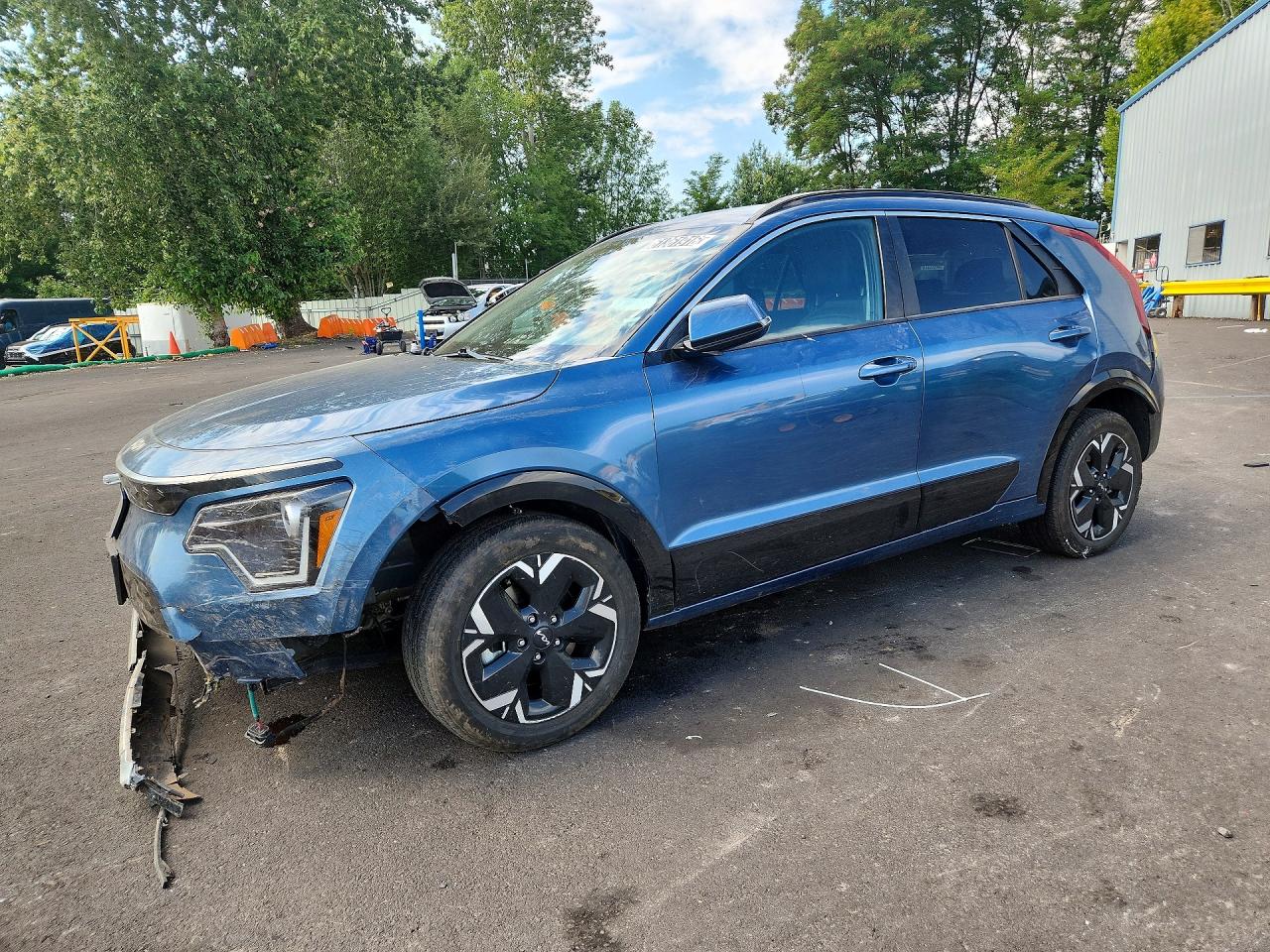 2023 KIA NIRO