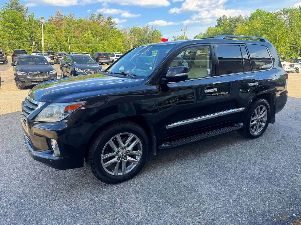 2015 LEXUS LX