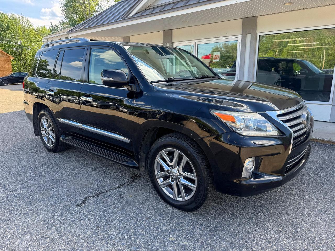 2015 LEXUS LX