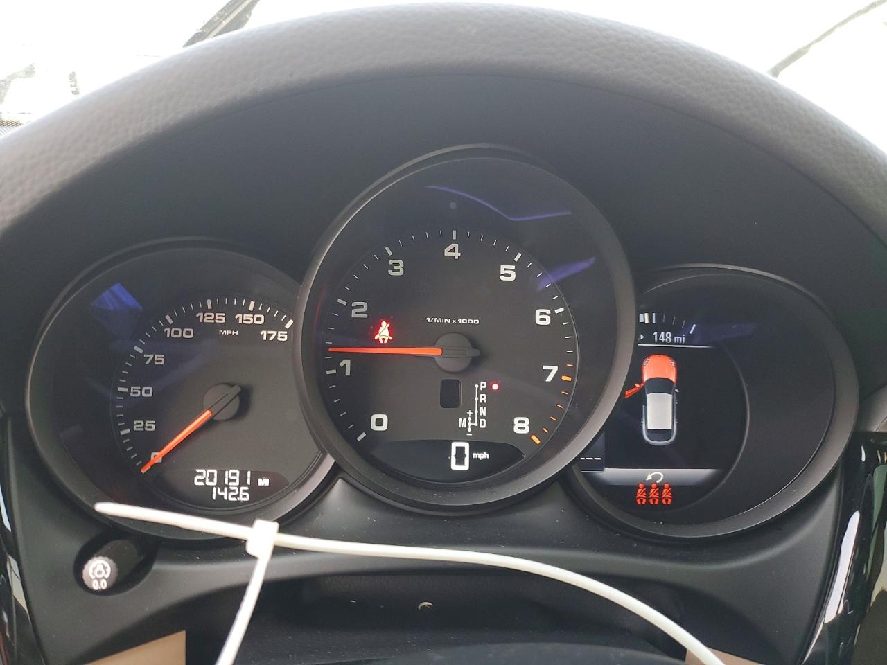2021 PORSCHE MACAN