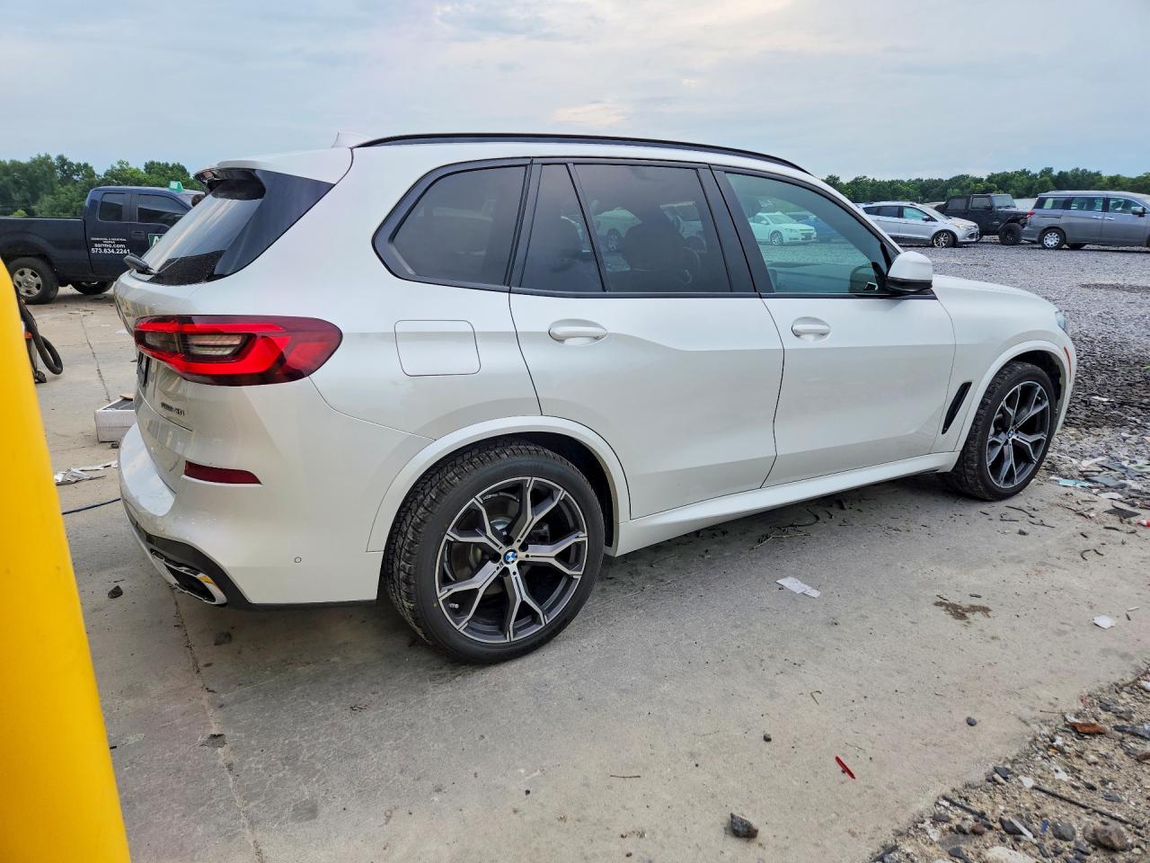 2021 BMW X5