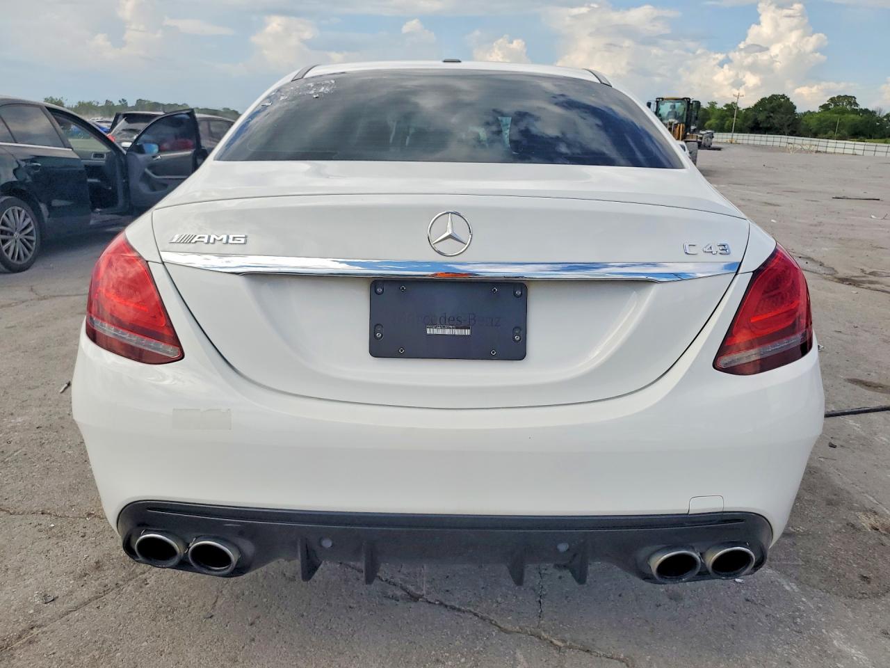 2020 MERCEDES-BENZ C — ?