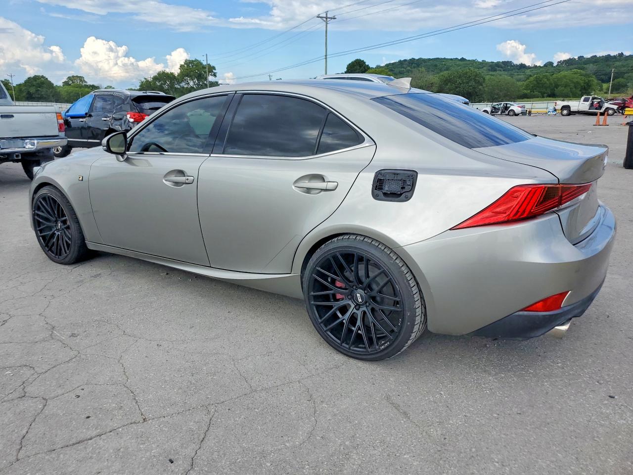 2017 LEXUS IS
