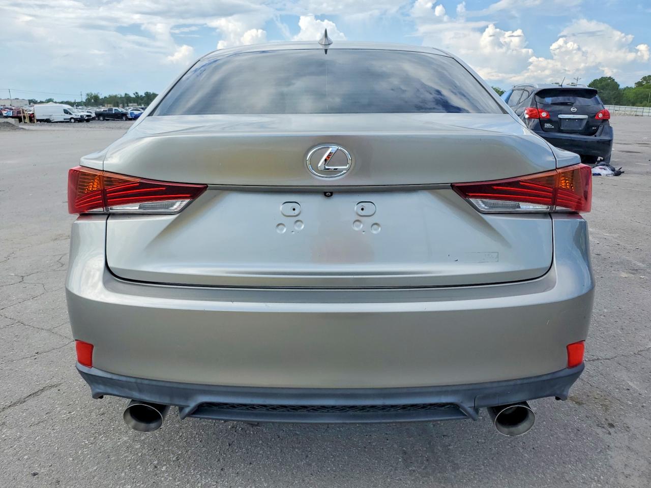 2017 LEXUS IS