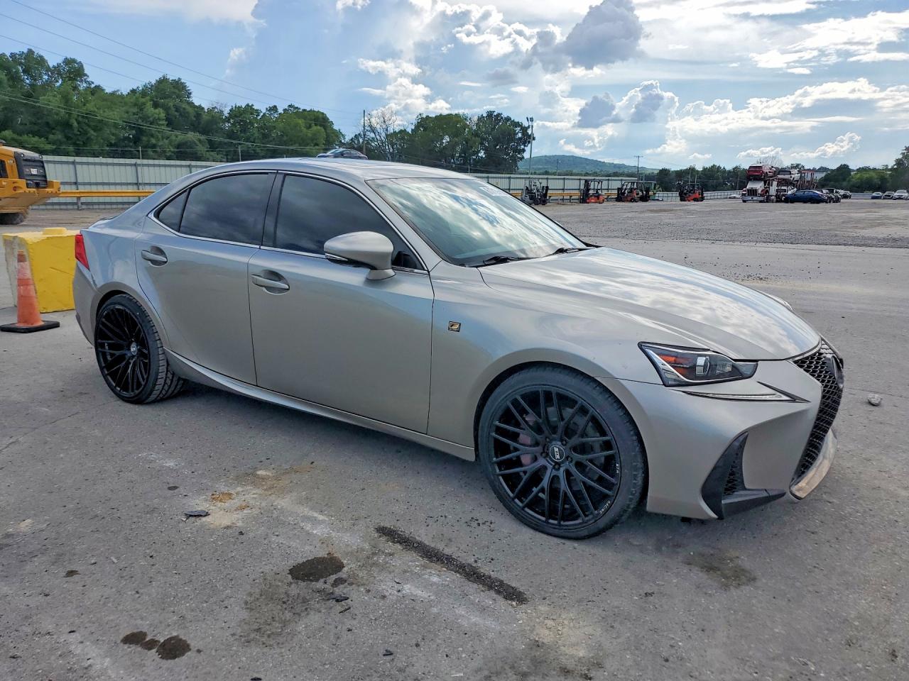 2017 LEXUS IS