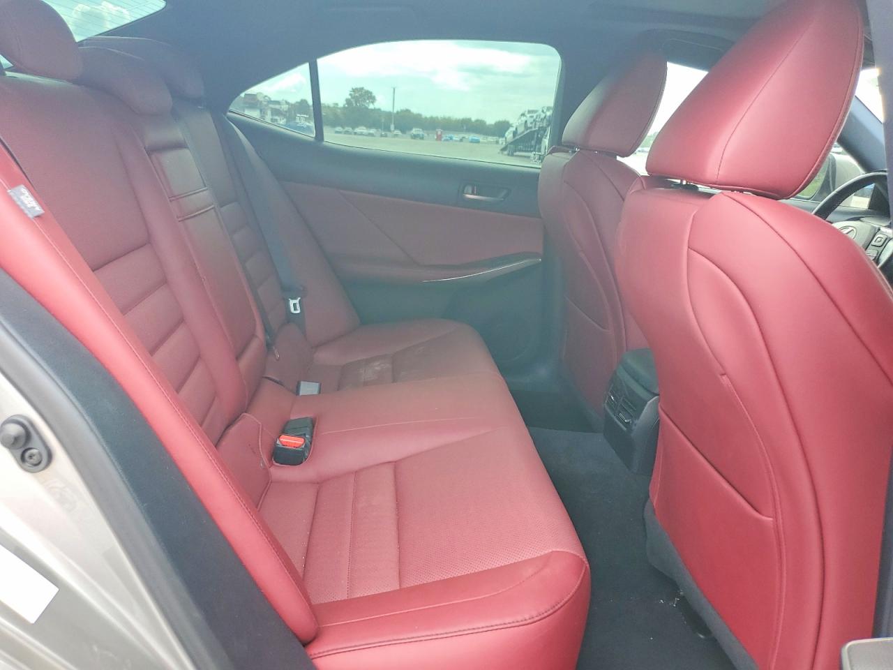2017 LEXUS IS