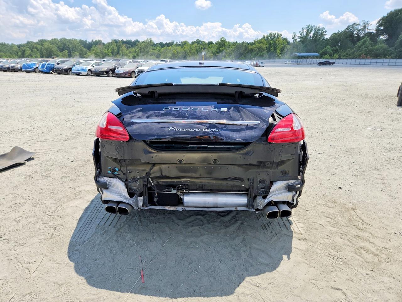 2010 PORSCHE PANAMERA — ?
