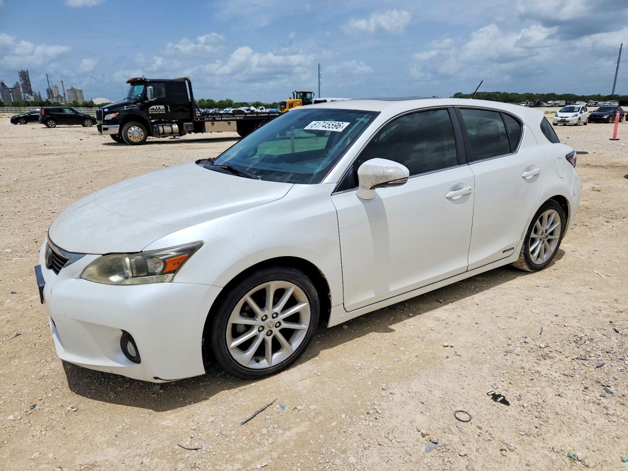 2013 LEXUS ZWA10L CT
