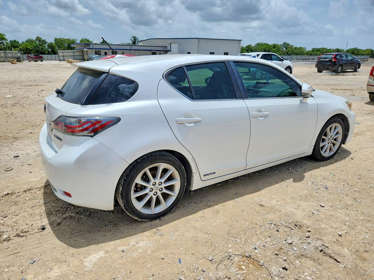 2013 LEXUS ZWA10L CT