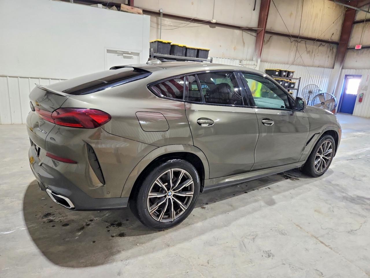 2021 BMW X6