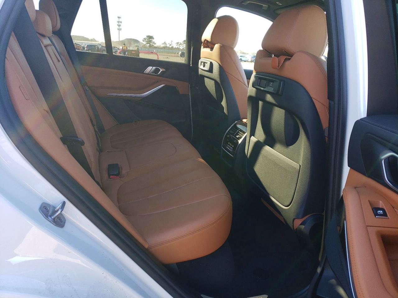 2021 BMW X5 XDRIVE40I SPORTS — ?
