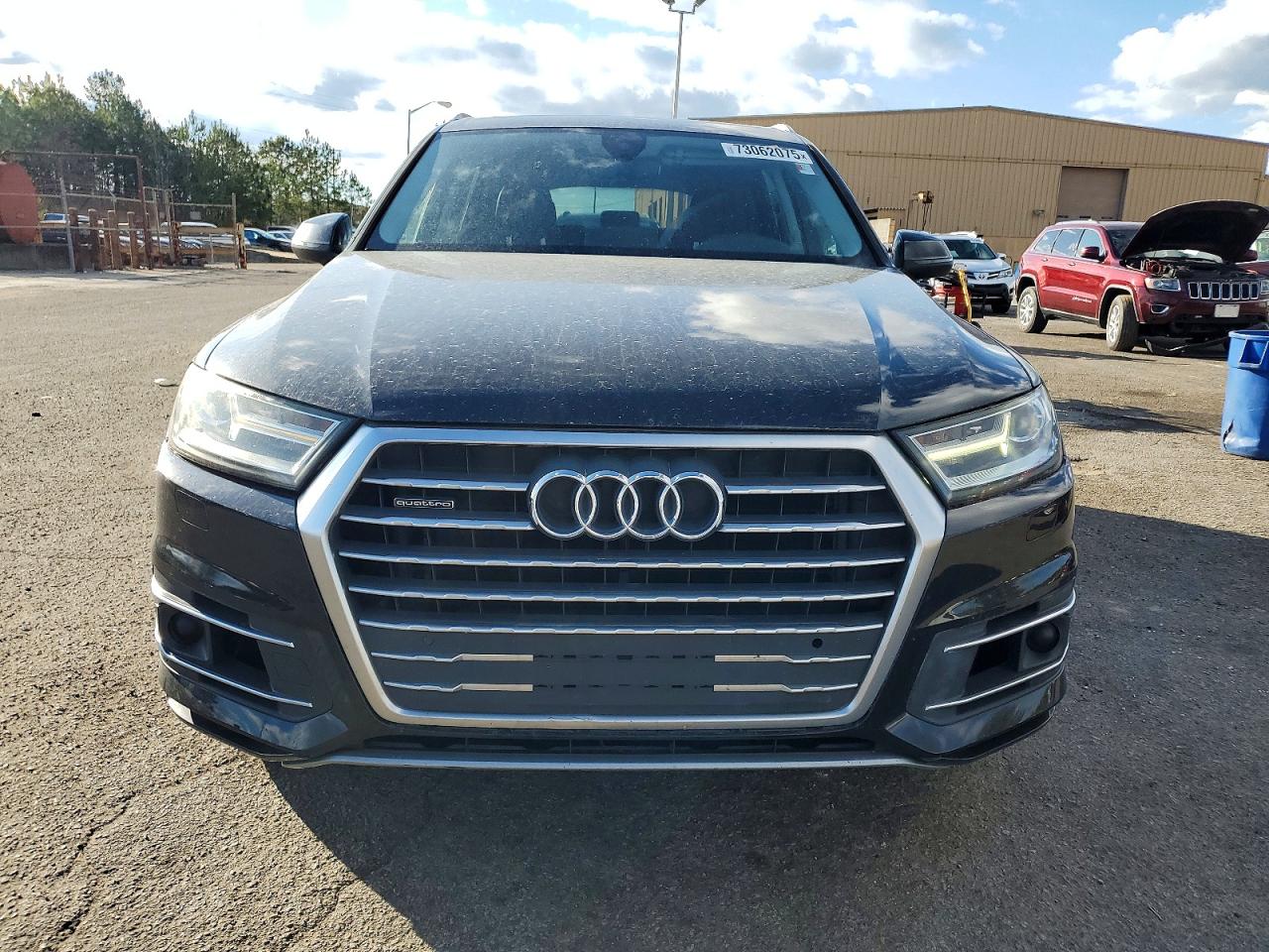 2017 AUDI Q7
