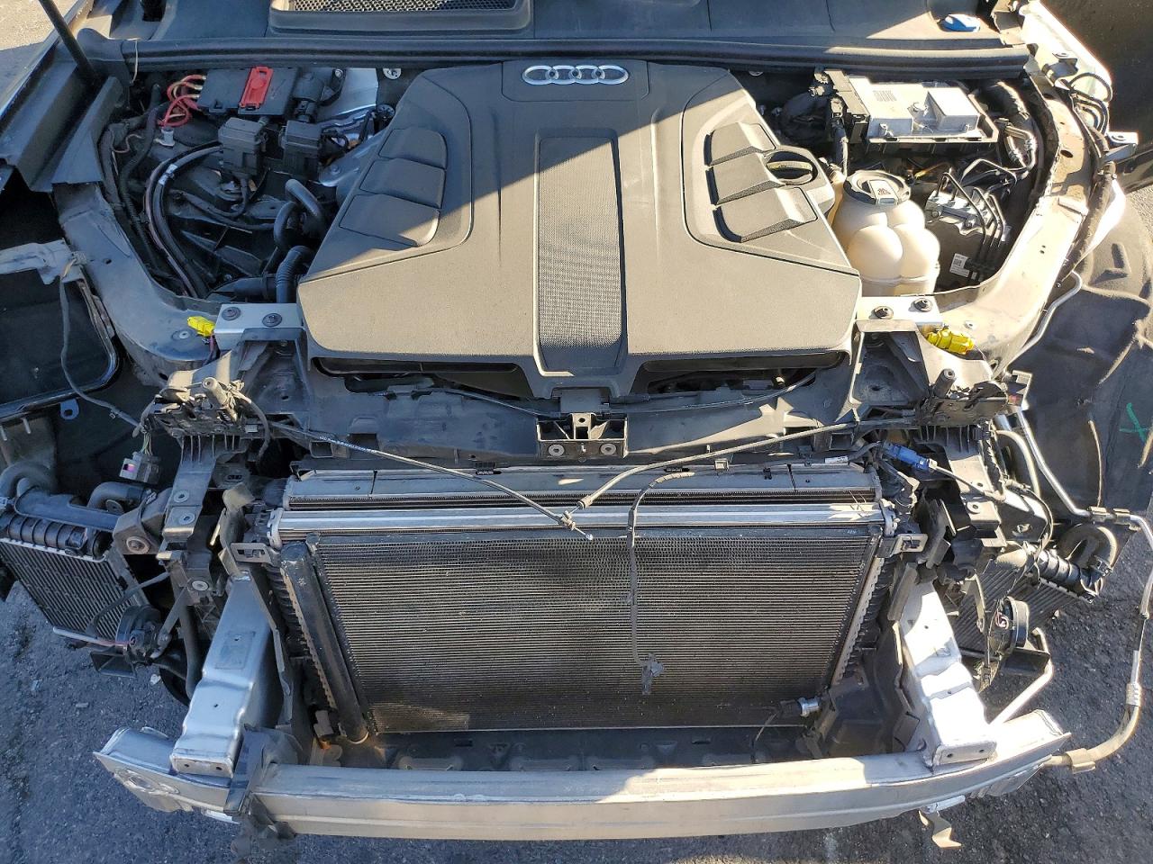 2019 AUDI Q7 — ?