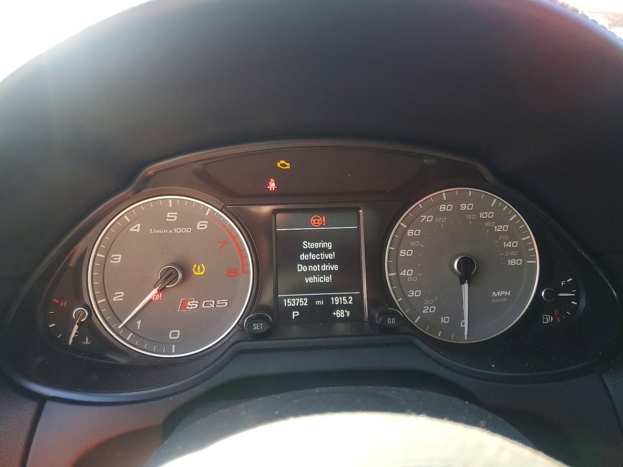 2014 AUDI SQ5 — ?