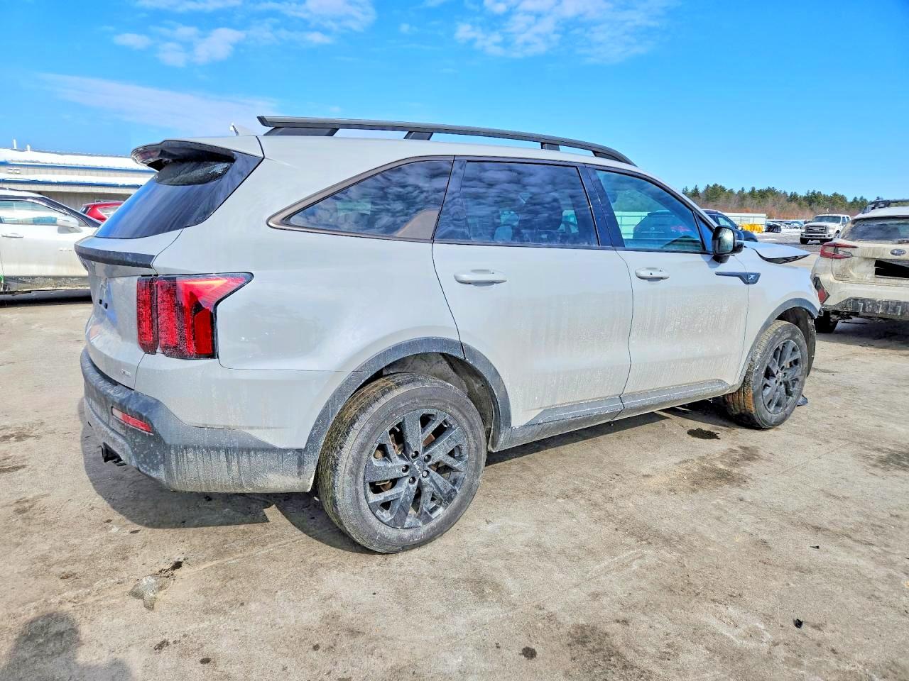 2023 KIA SORENTO