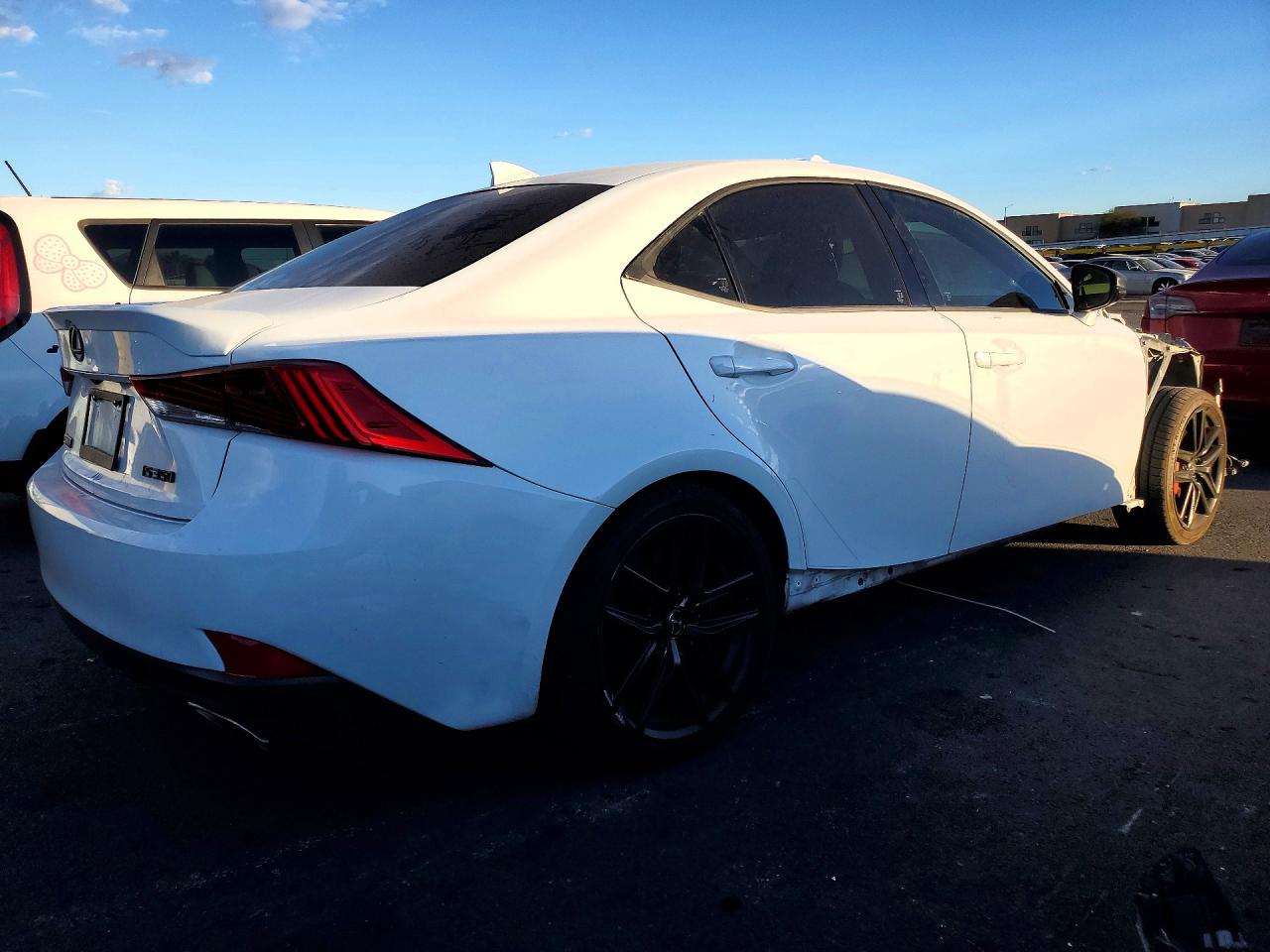 2019 LEXUS IS