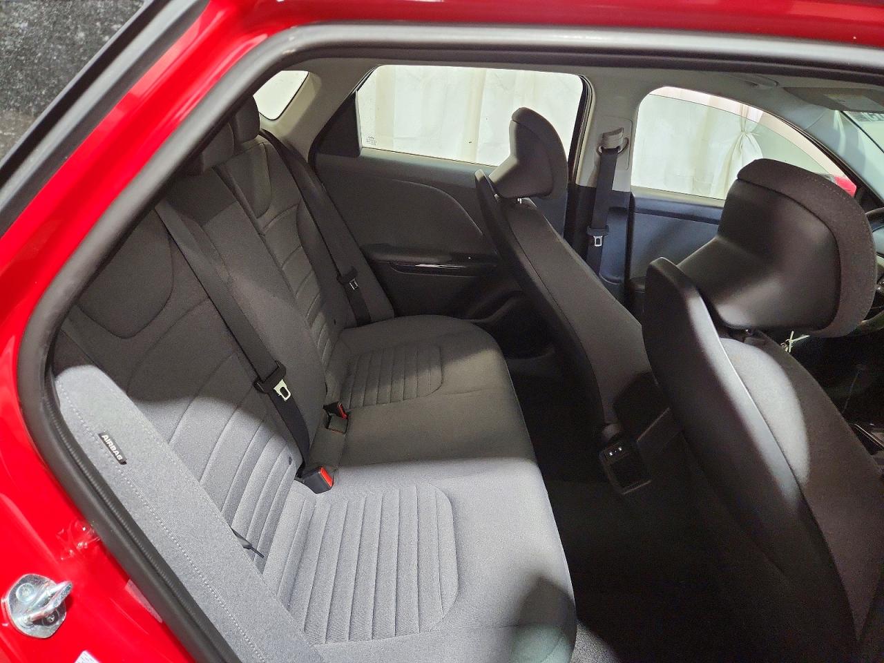 2025 KIA K4 — ?