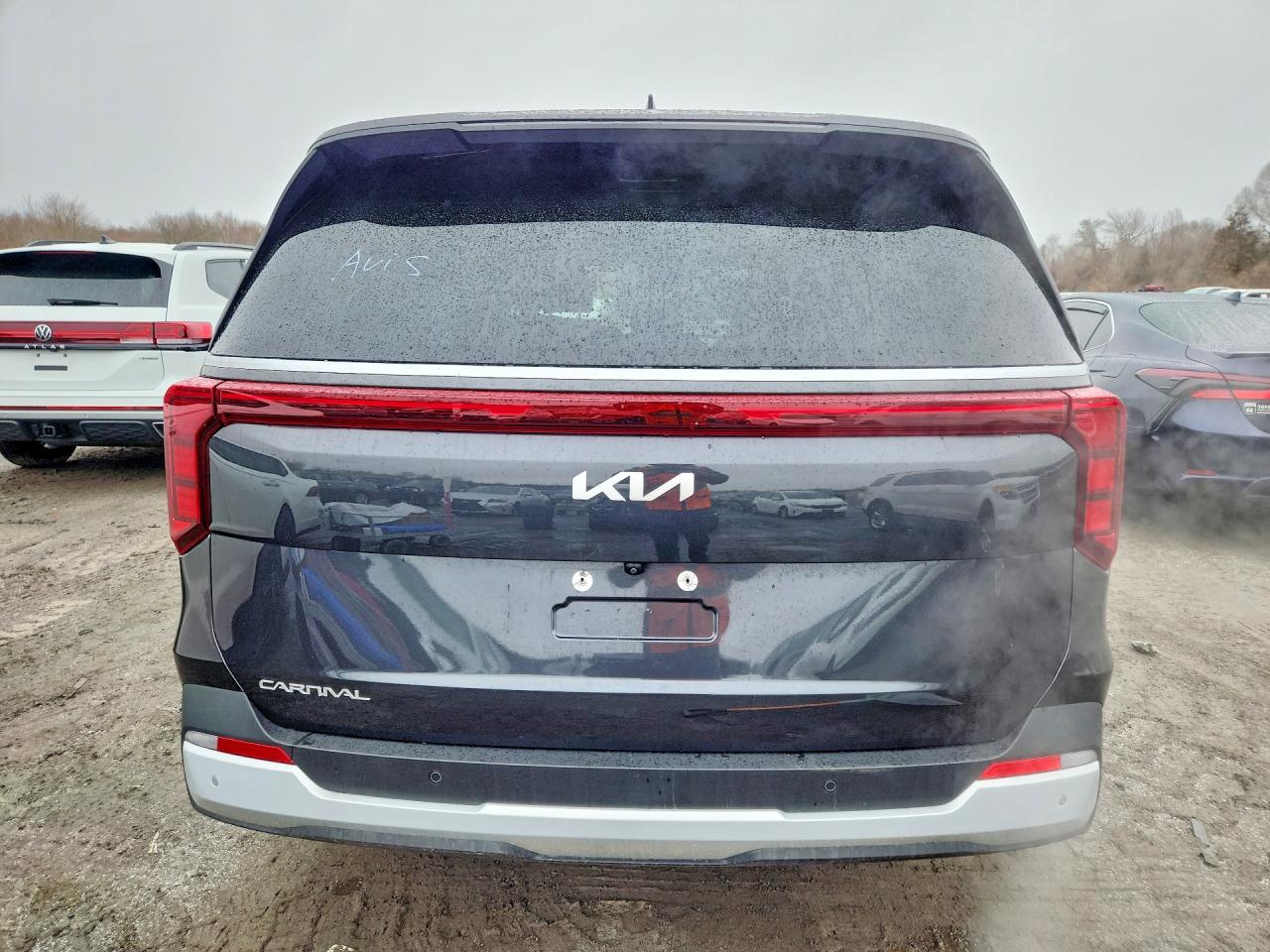 2025 KIA CARNIVAL