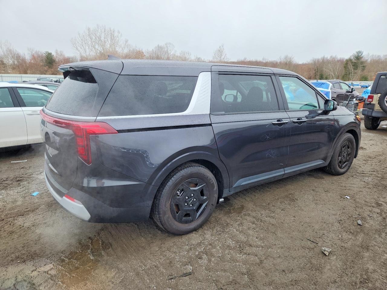2025 KIA CARNIVAL