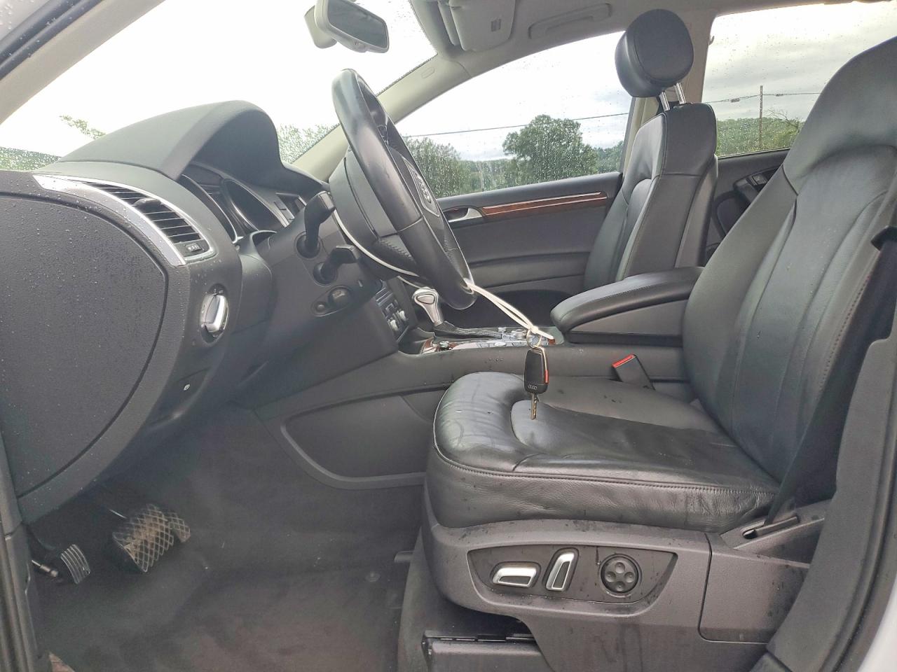 2015 AUDI Q7 — ?