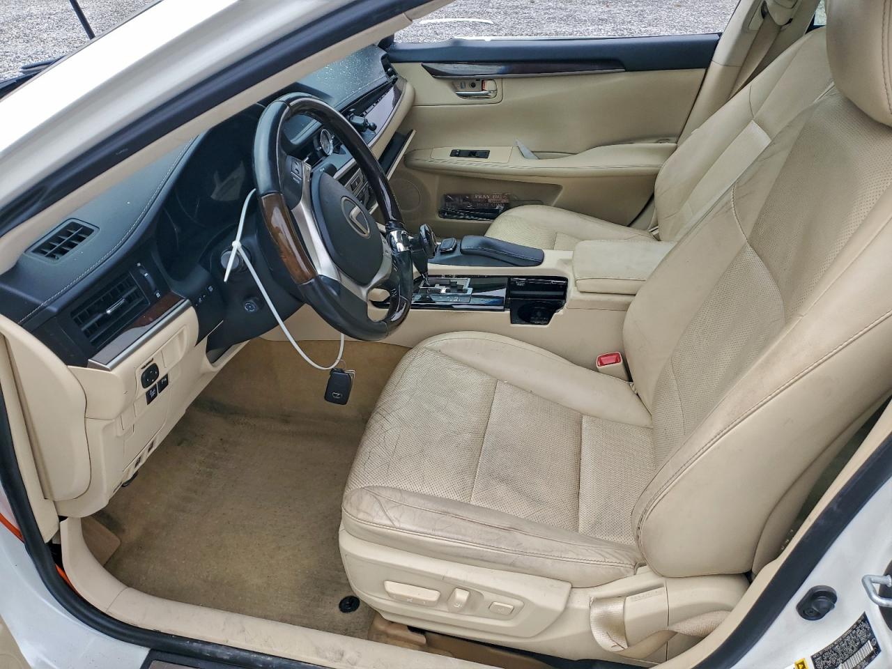 2015 LEXUS ES